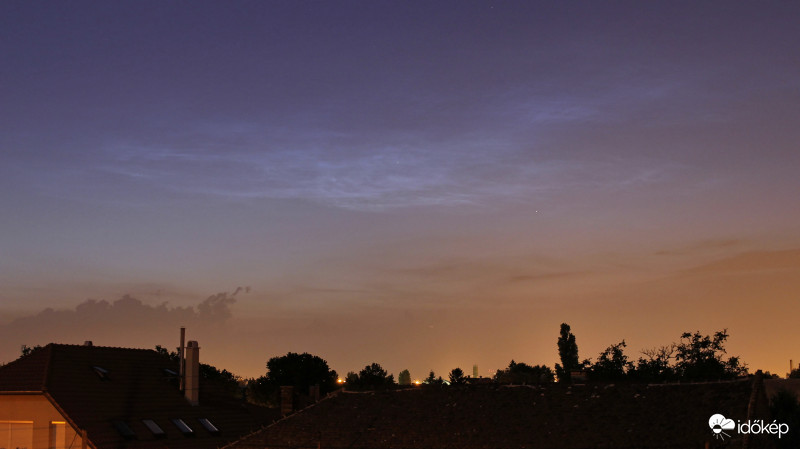 NLC ismét az alkonyati égen.