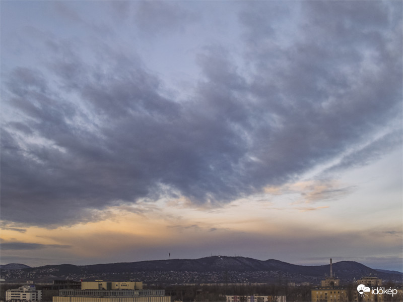 Hármashatár-hegy 2018. 01. 19. 7:52 
