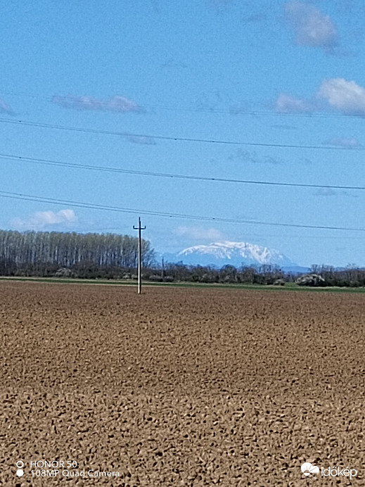 Schneeberg a kertek aljáról 