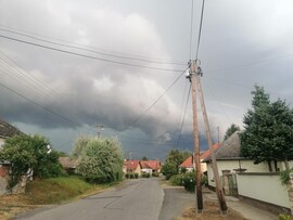 Lesenceistvánd