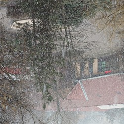 Hull a hó és hózik!