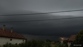 Gyönyörű feelhő 
