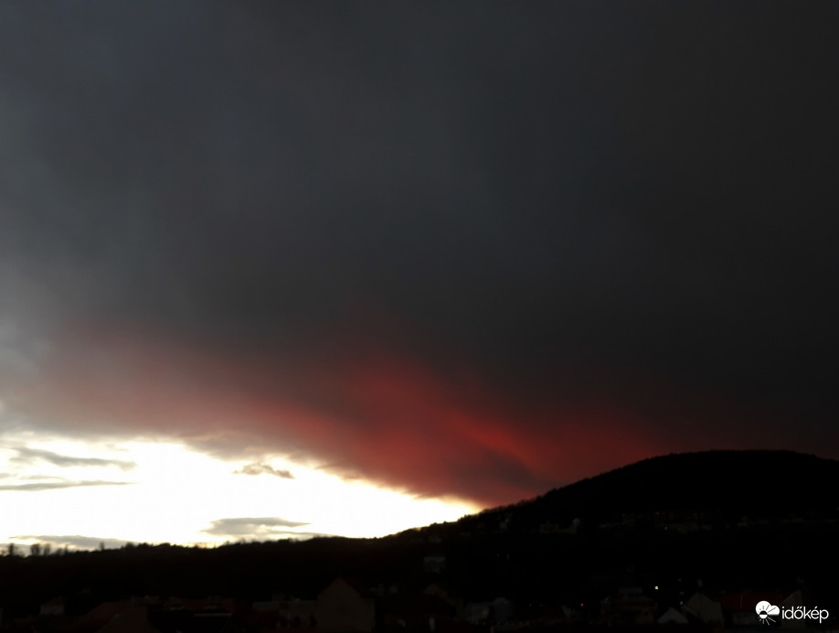 Naplemente utáni vihar