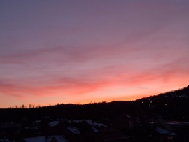 Lassan előkerülnek a csikkagok...