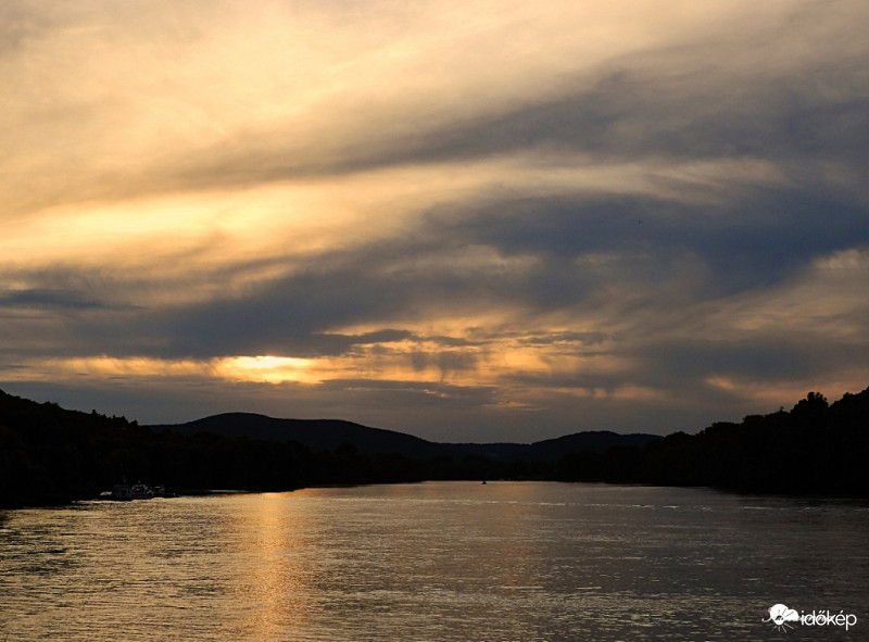 Tegnap esti naplemente