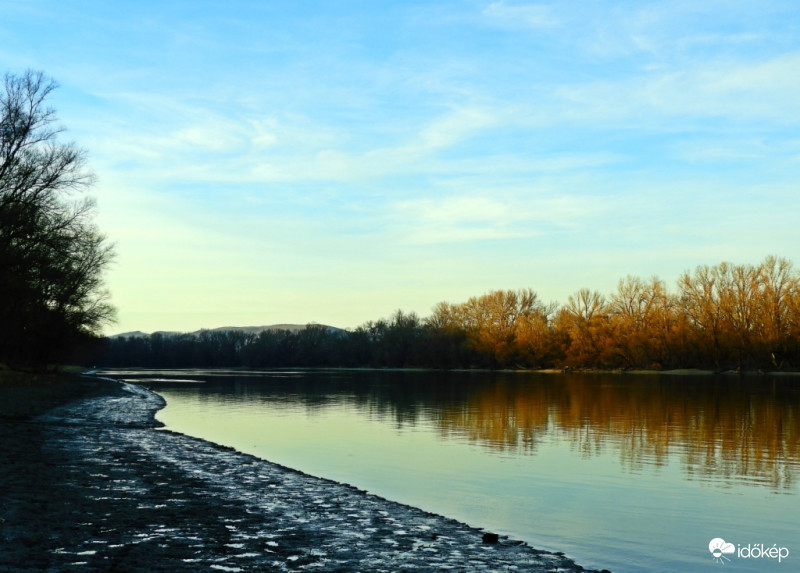 Kis Duna-ág a Dunakanyarban 1.