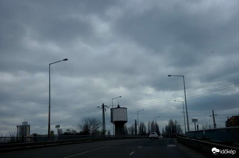 Megyek az úton ..
