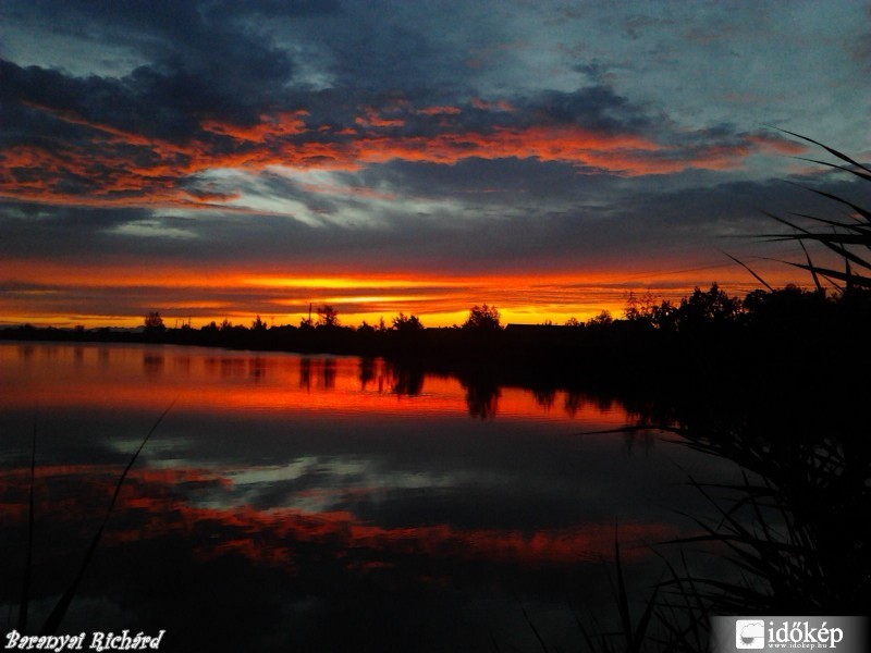 Front utáni Naplemente