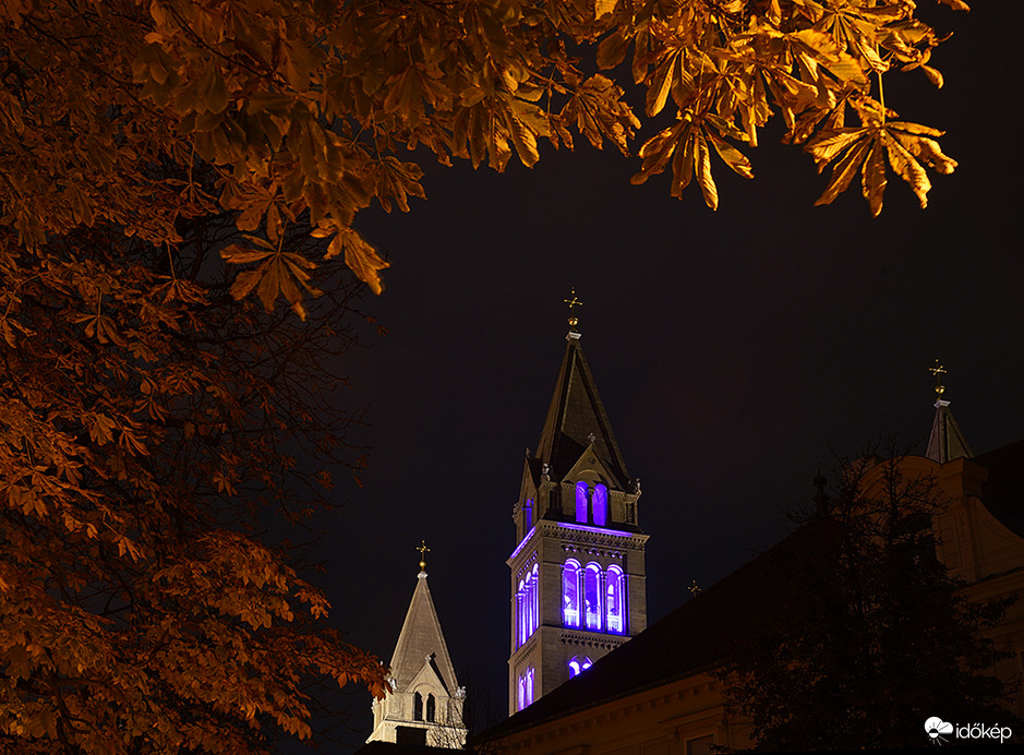 Pécsi advent: első gyertya