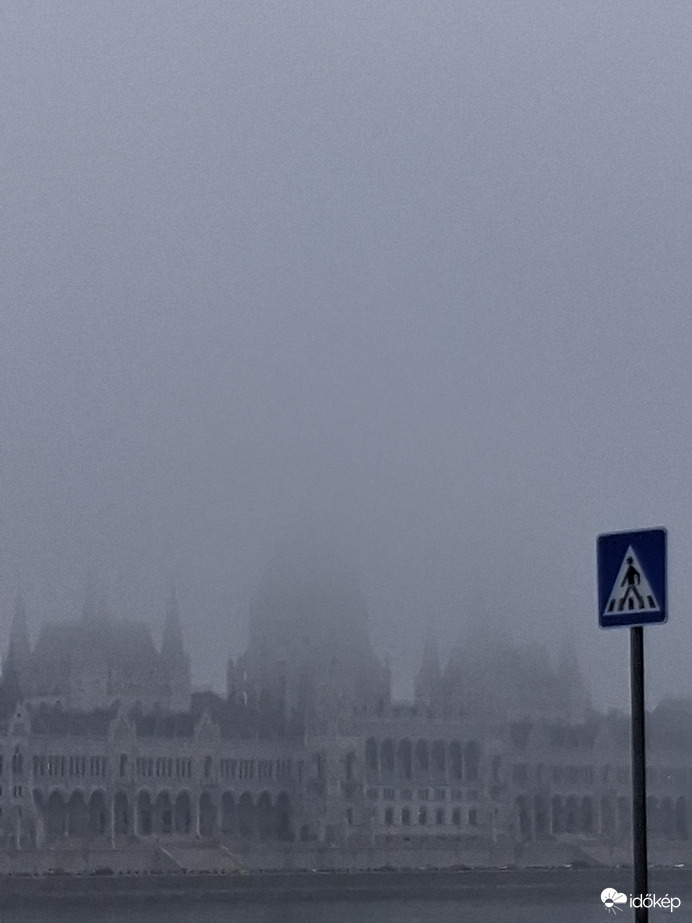 Ködbe burkolózva
