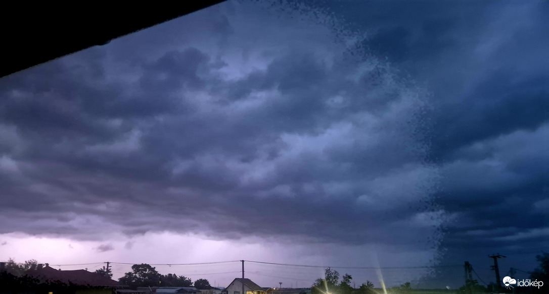 Észlelési fényképek