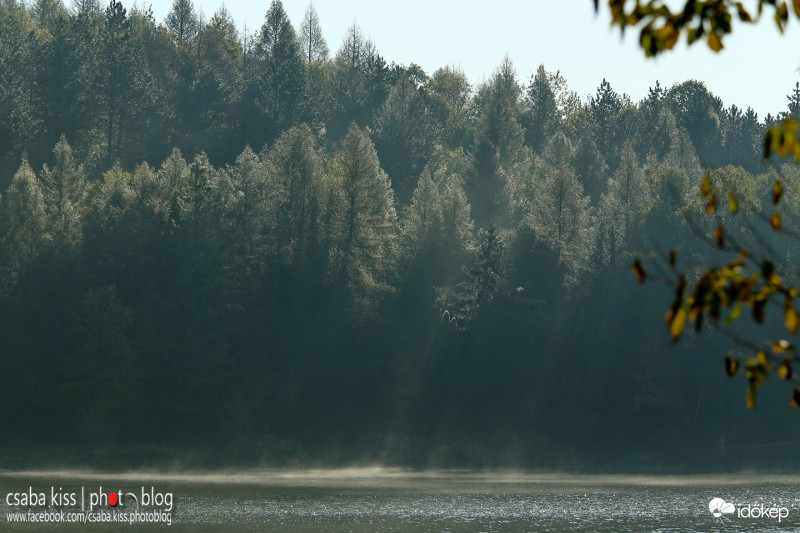 Kora reggeli súrlófények