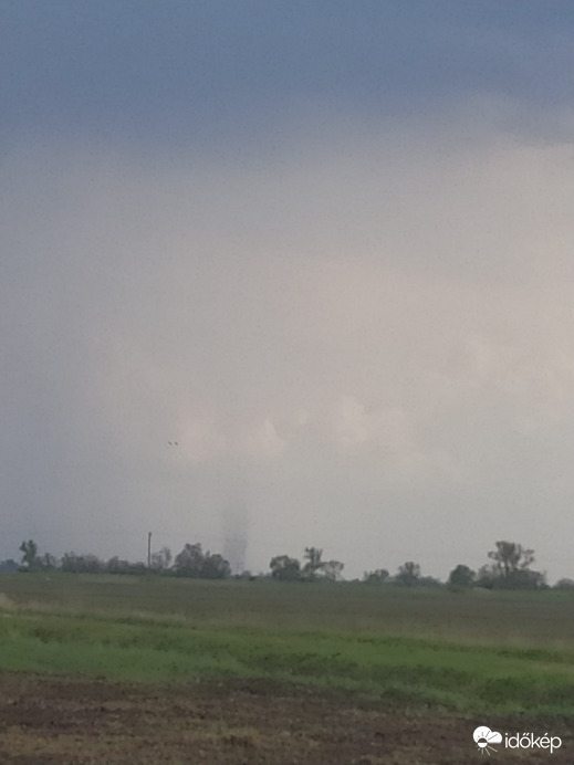 Kunmadaras tornádó