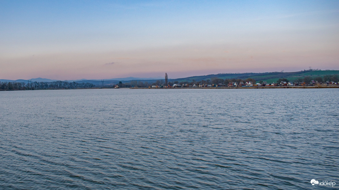 Lőrinci Erőmű tava