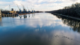 Dunaújváros kikötő 