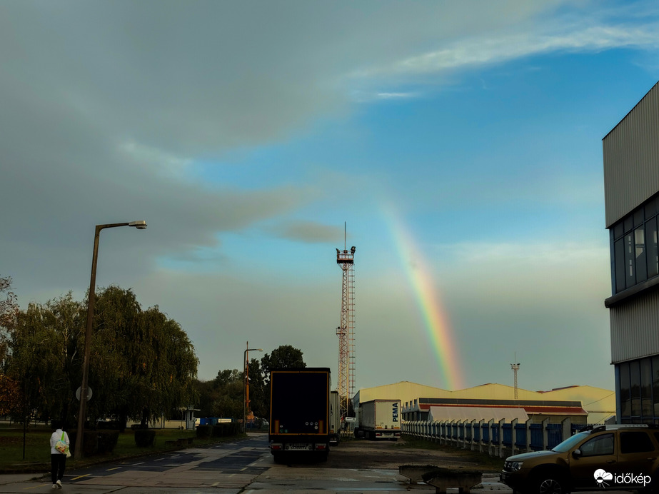 Szivárvány a munkahelyem felett