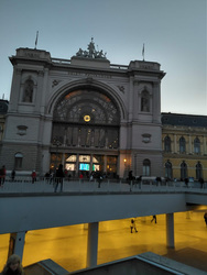 Keleti Pu reggel :)