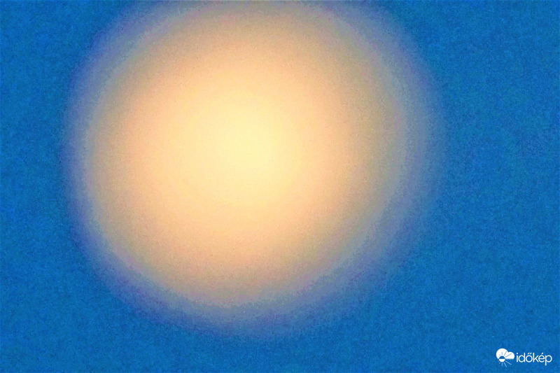 nem vicc ez az elfusizott reggeli Hold