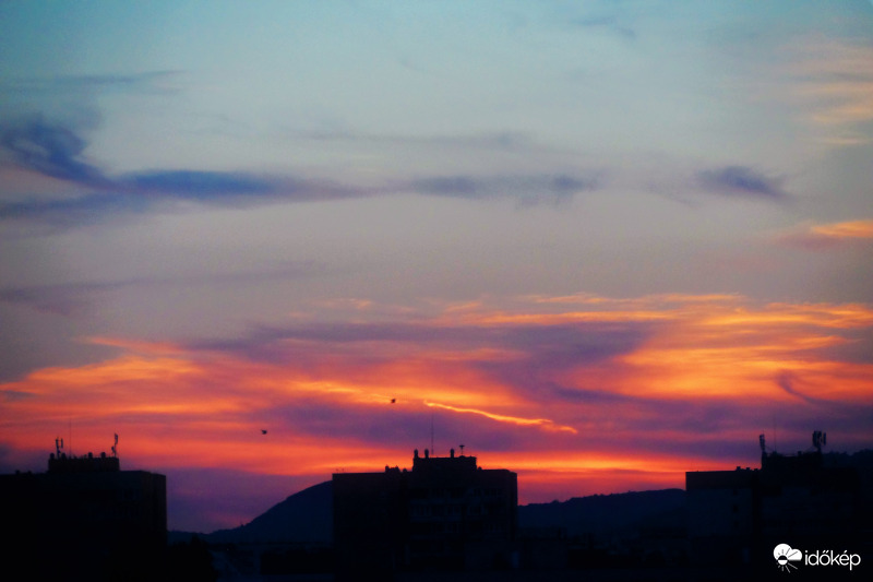 alkonyati színek változása