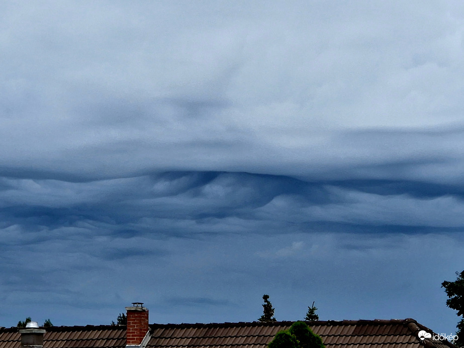 Undulatus asperatus felhőzet 