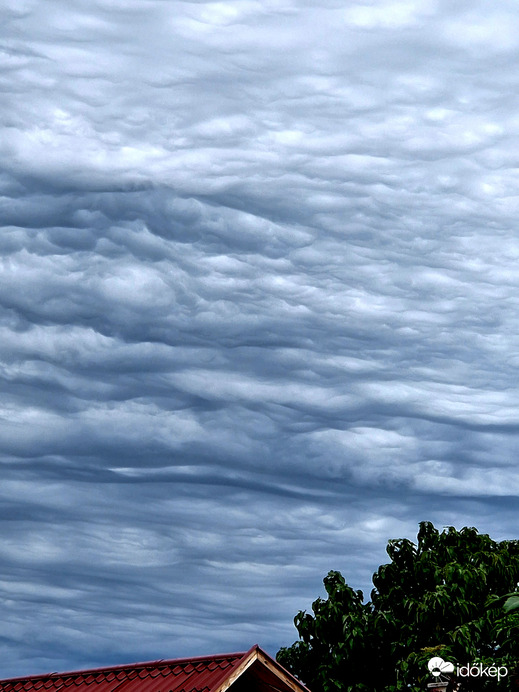 Undulatus asperatus felhőzet 