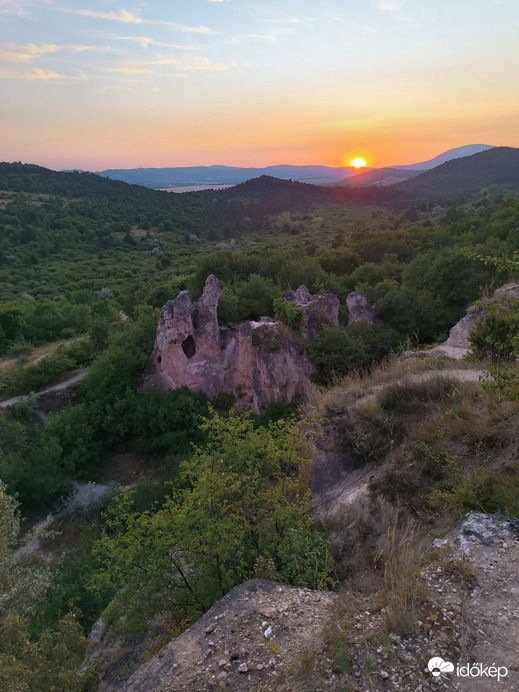 Naplemente a Teve-sziklánál