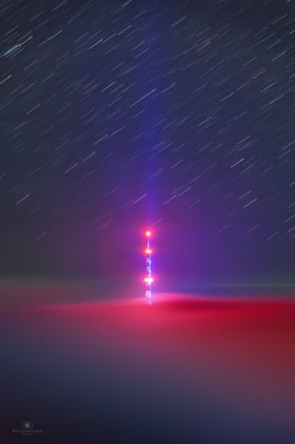 A pécsi Tv-Torony a ködben