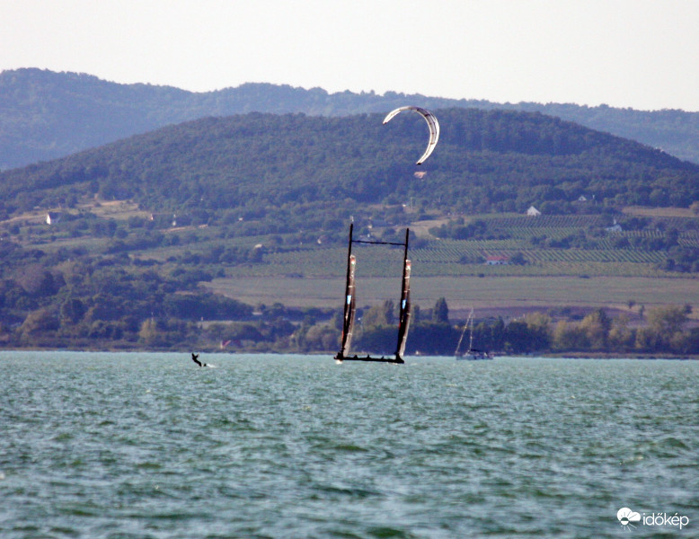 Új játékszerek a vizen