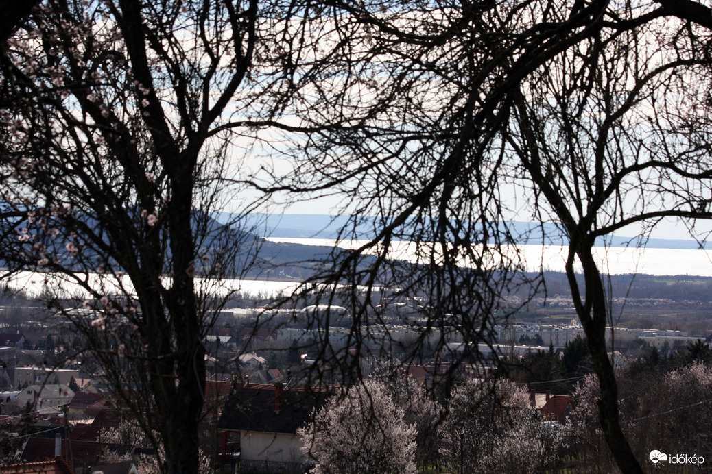 A Füredi öböl és a nyugati medence