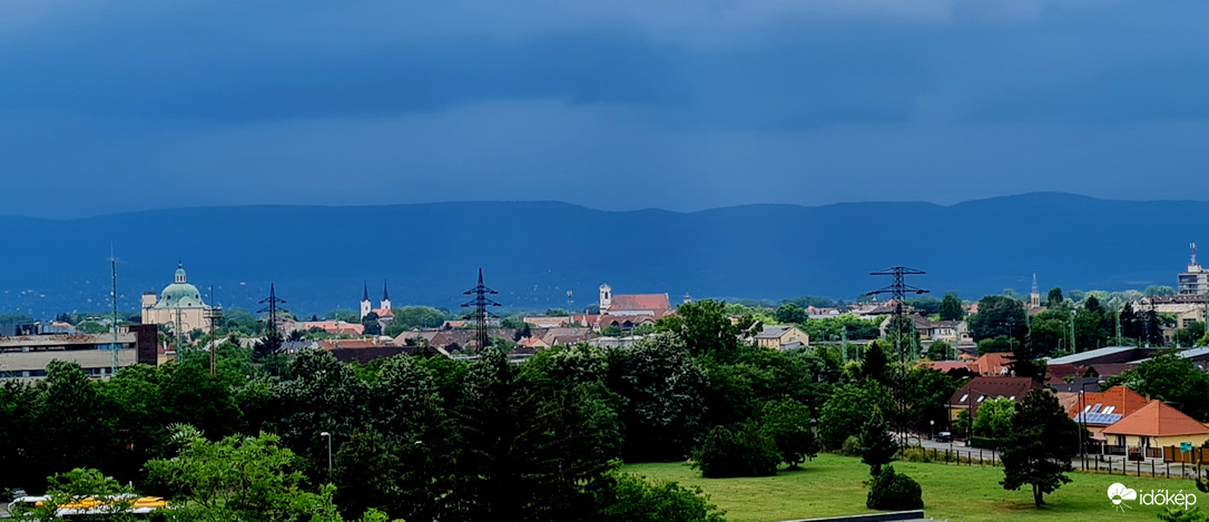 Vác