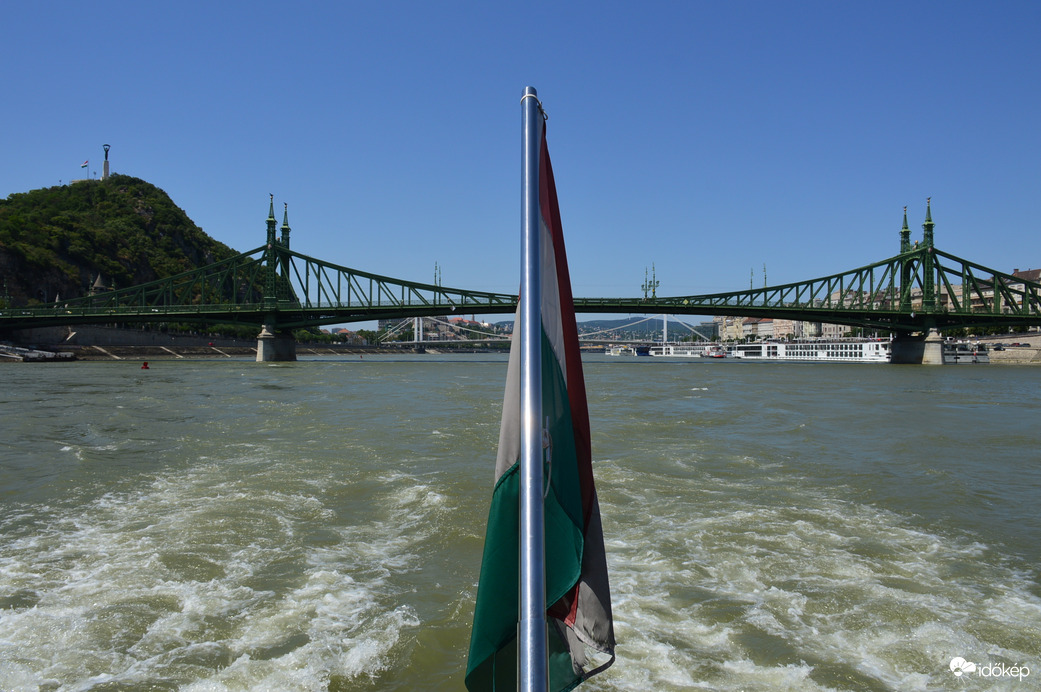 Nyár, Budapest, Duna