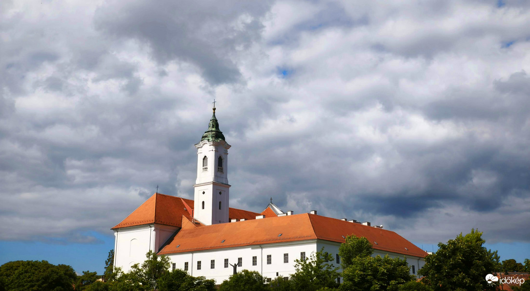 Vác