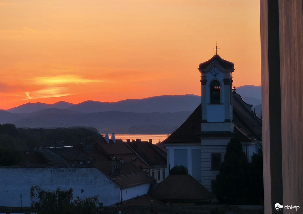 Vác