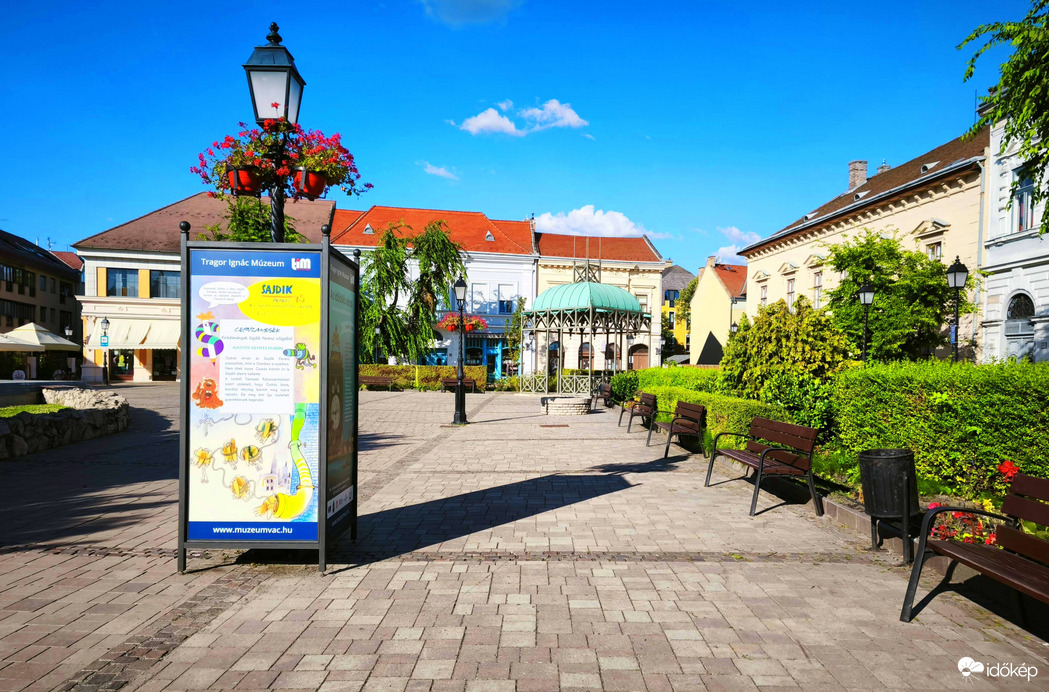 Vác