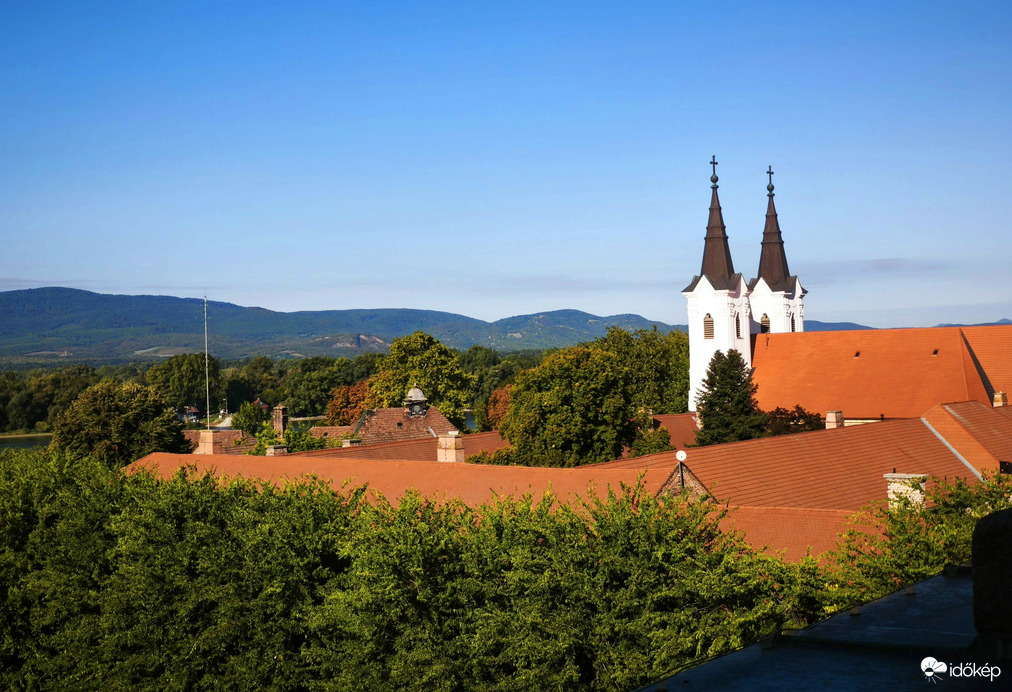 Vác