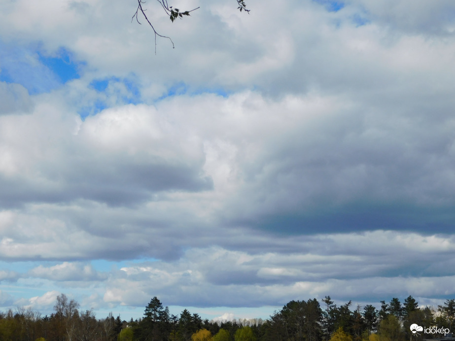 Szeszélyes április 1.