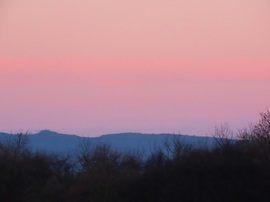 Északnyugati égbolt napkeltekor