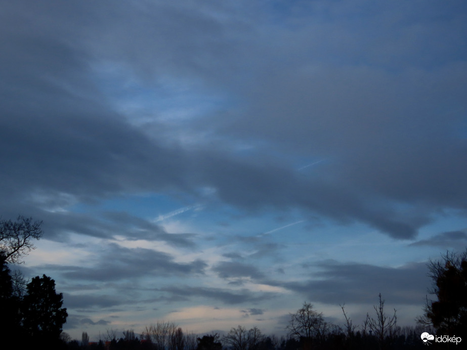 Délutáni égbolt 1.