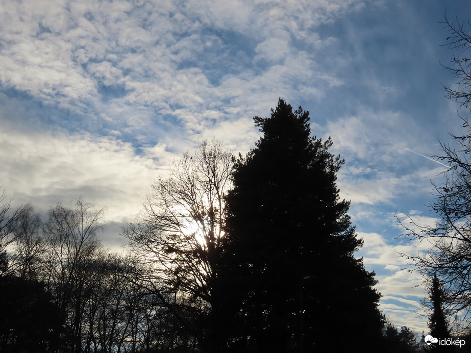 Változatos égbolt 1.