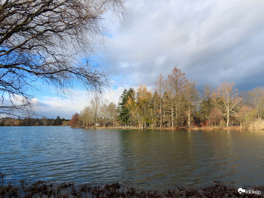 A Csónakázó-tó ma délutáni arca 2.