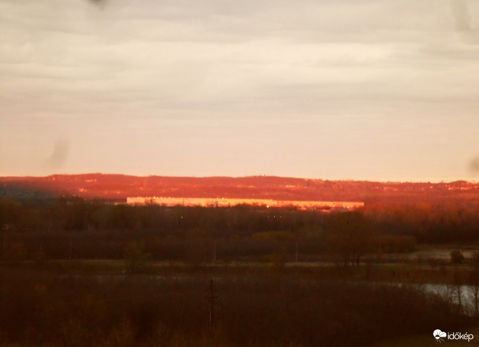 Utolsó fénysugarak.