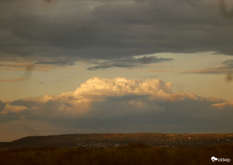 Kora esti varázslat