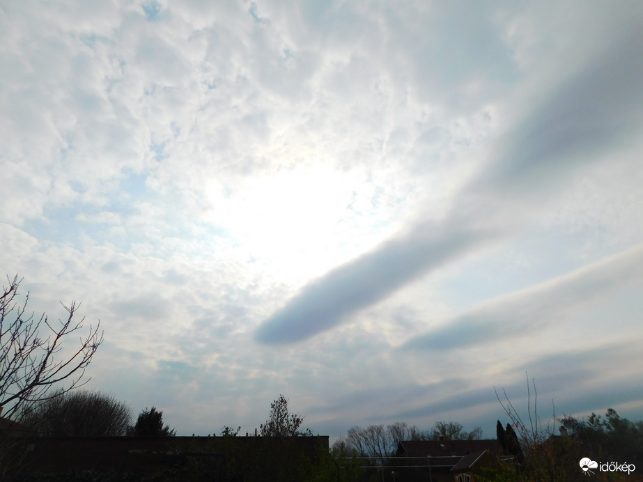 Észlelési fényképek