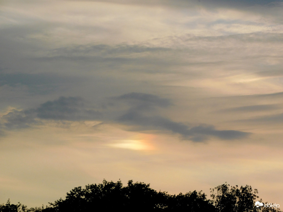 rövid melléknap a sötétségben