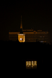 Bosnyák téri templom éjfél előtt