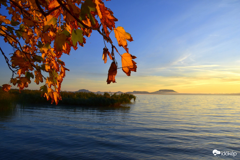 Októberi napkelte Balatongyörökön 10.01.