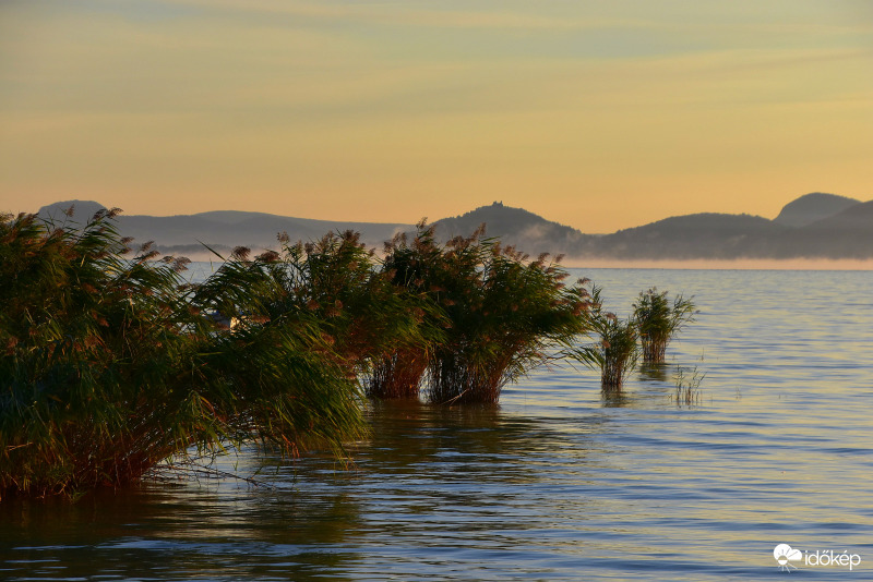 Októberi napkelte Balatongyörökön 10.01.