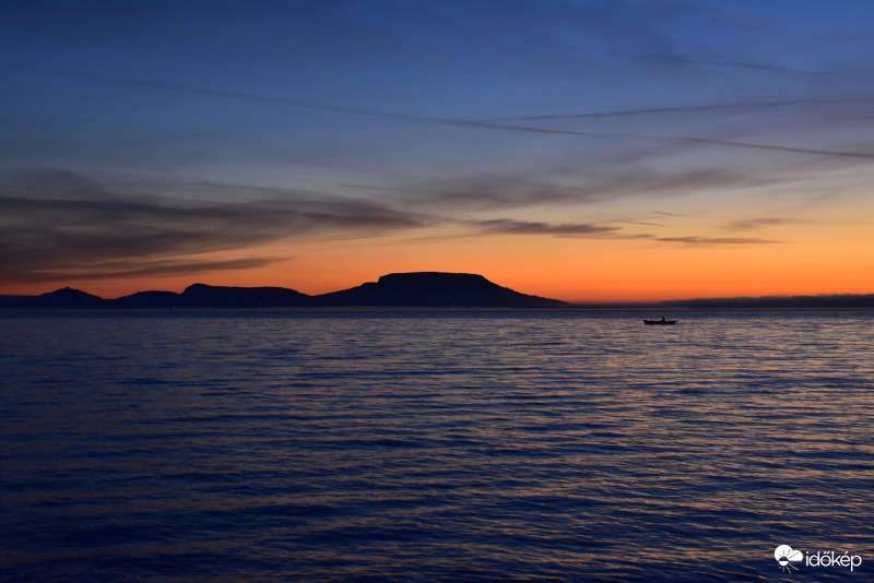 Októberi pirkadat Balatongyörökön 10.01.