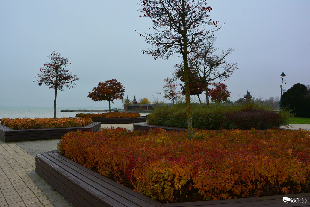 Szürke, ködös időjárás Keszthelyen 12.02.