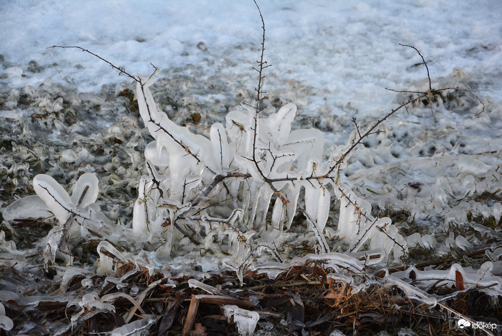 Jégvarázs az Alpokalján is